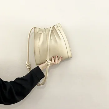 Stil japonez Geantă de Umăr Moda Textura Plisata Femei Recipienti din plastic Bag PU Negru din Piele Messenger Pungă de petrecere a timpului Liber Feminin Geanta Shopper